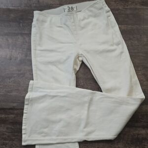 WE THE FREE Cream Flare Jeans Sz 26